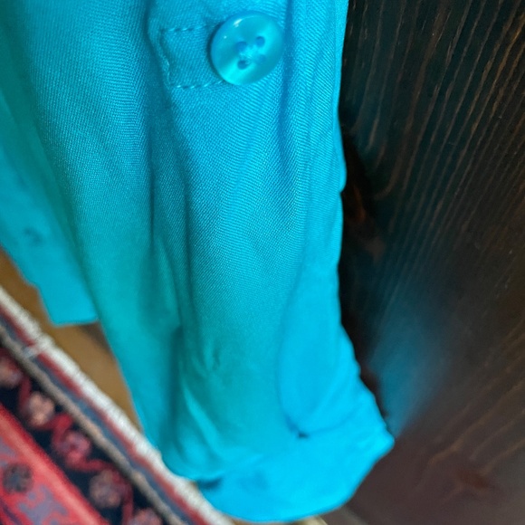 Collections Super Soft Long Sleeve Turquoise Shirt - Women's Large - Picture 9 of 10